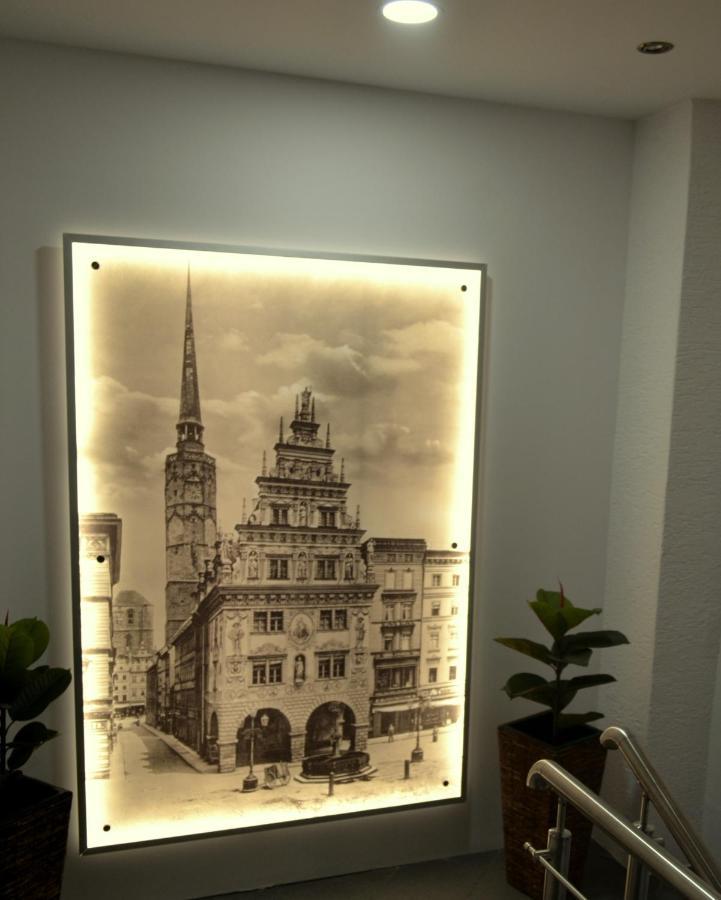 Hotel Piast Nysa Bagian luar foto